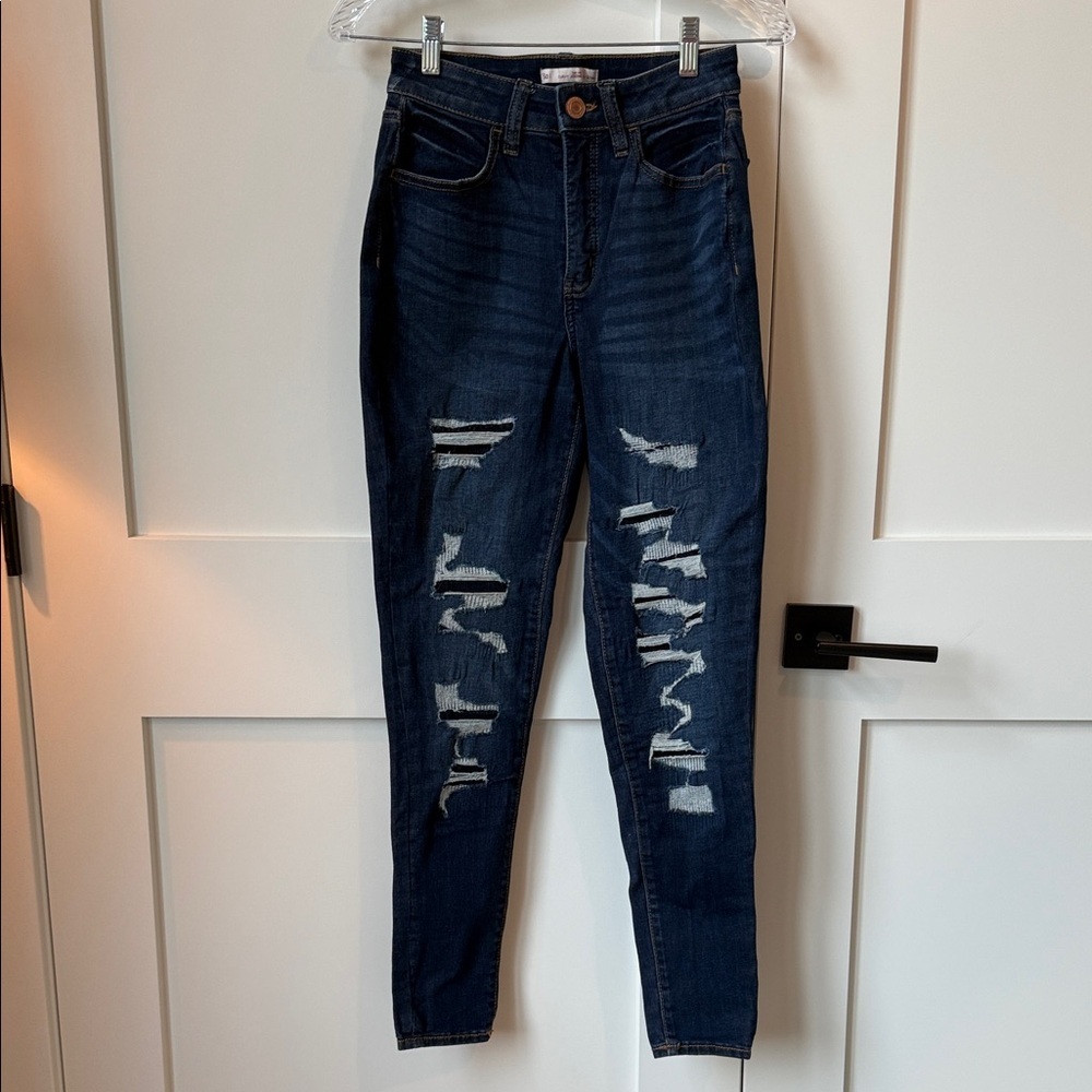 SO Distressed Blue High Rise Curvy Jeggins